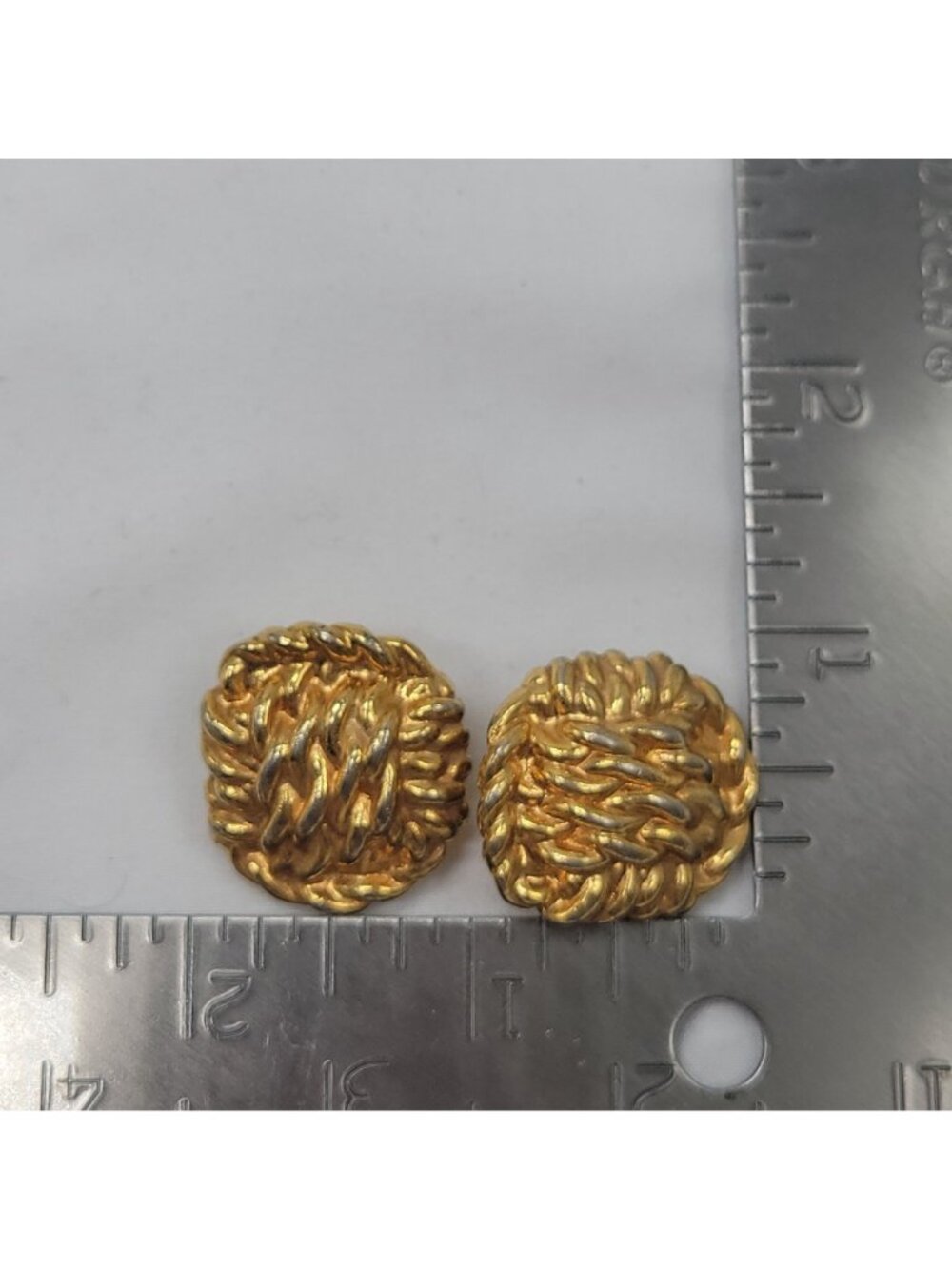 Gold-Tone Woven Clip-On Earrings By AK With Textured Design Vtg Classic Style 1" - Picture 4 of 15